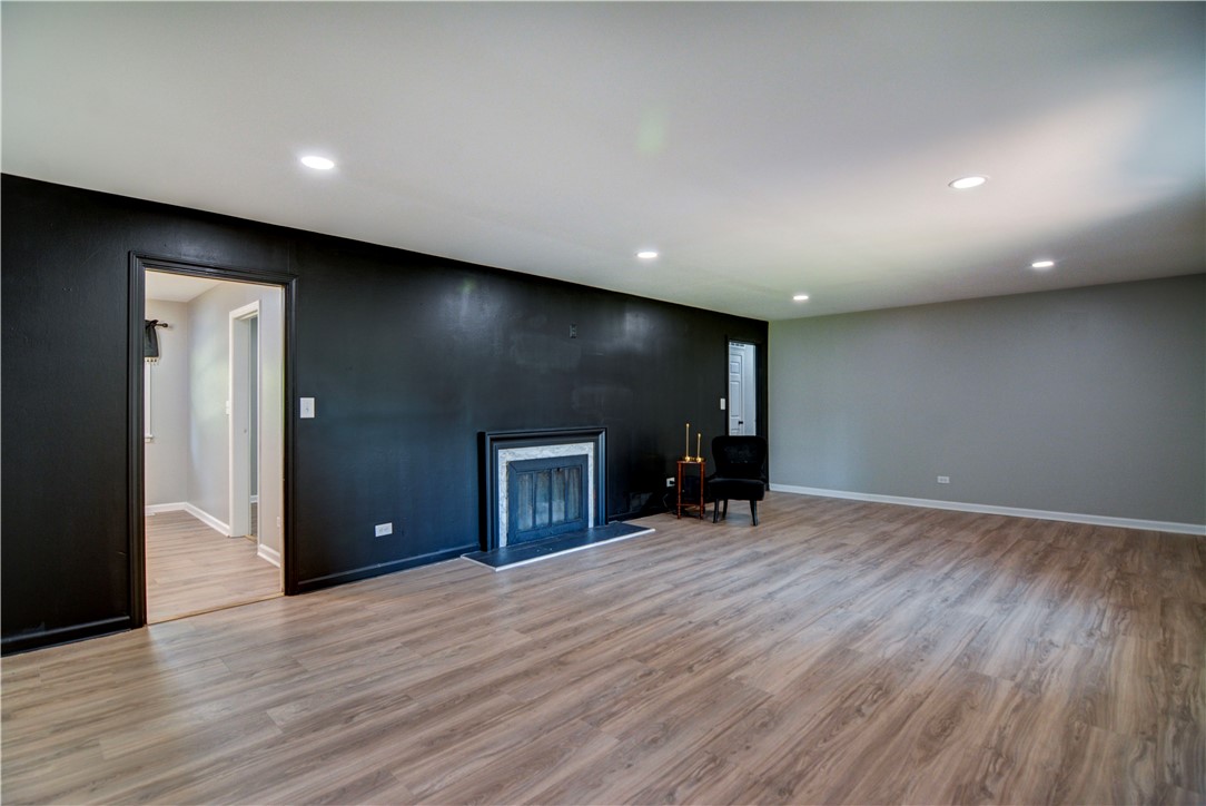 8 Ne Carroll Drive Property Photo 6
