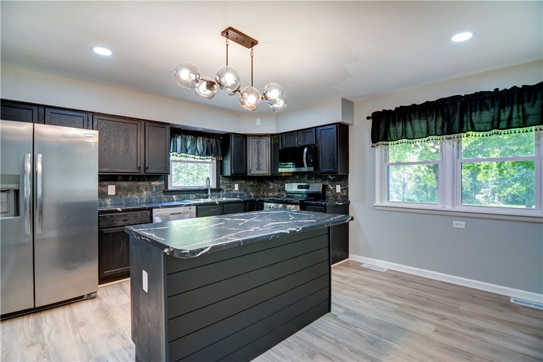 8 Ne Carroll Drive Property Photo 8