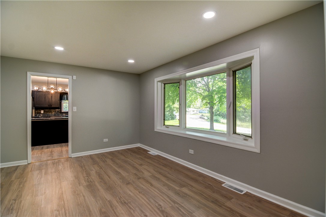 8 Ne Carroll Drive Property Photo 11