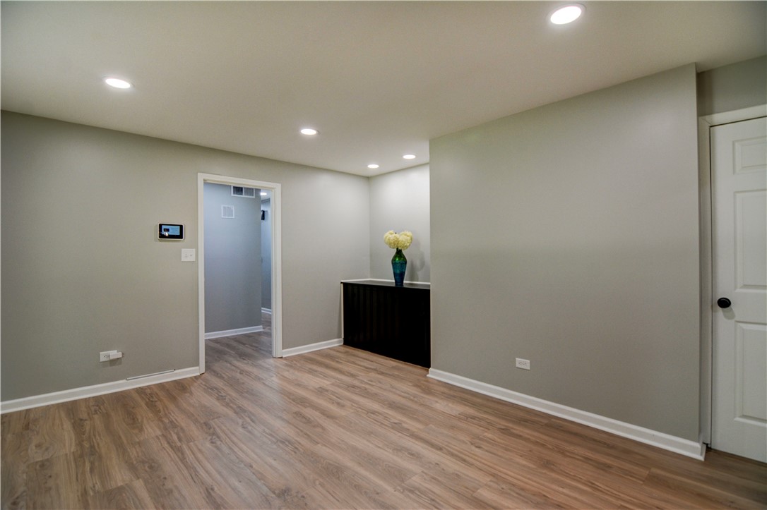 8 Ne Carroll Drive Property Photo 12