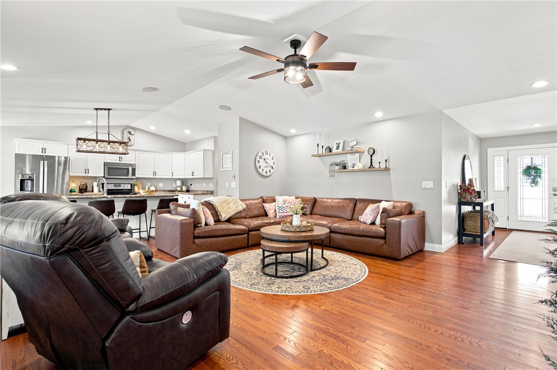 1117 Polk Avenue Property Photo 6