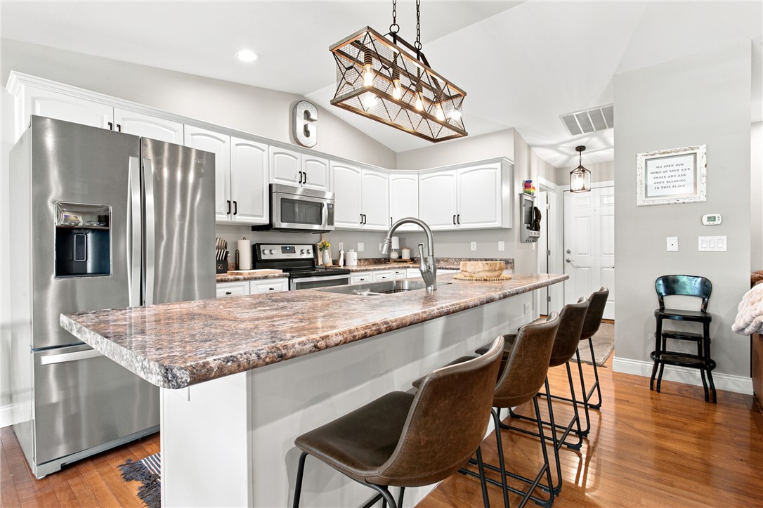 1117 Polk Avenue Property Photo 8