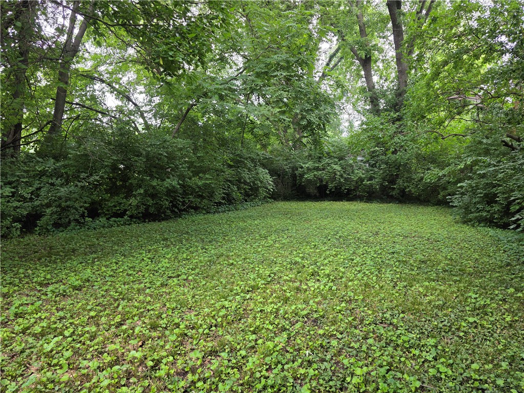 3820 E Grand Avenue Property Photo 9