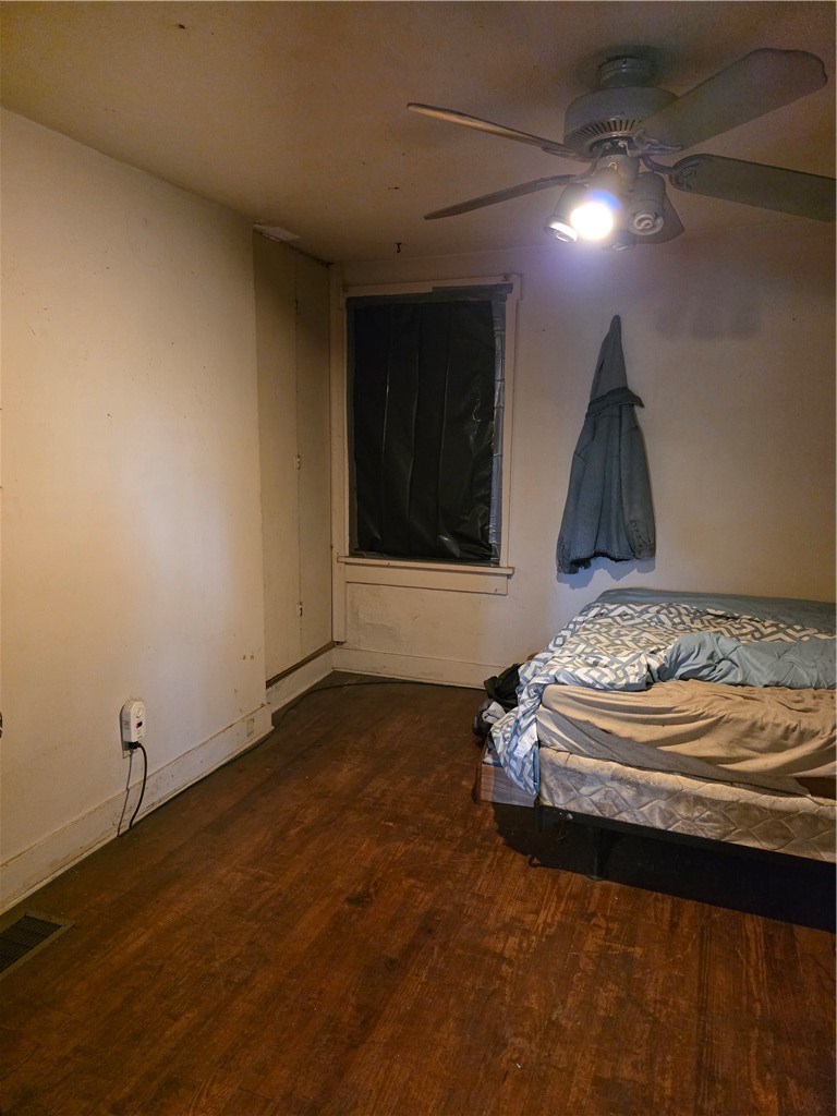 3820 E Grand Avenue Property Photo 15