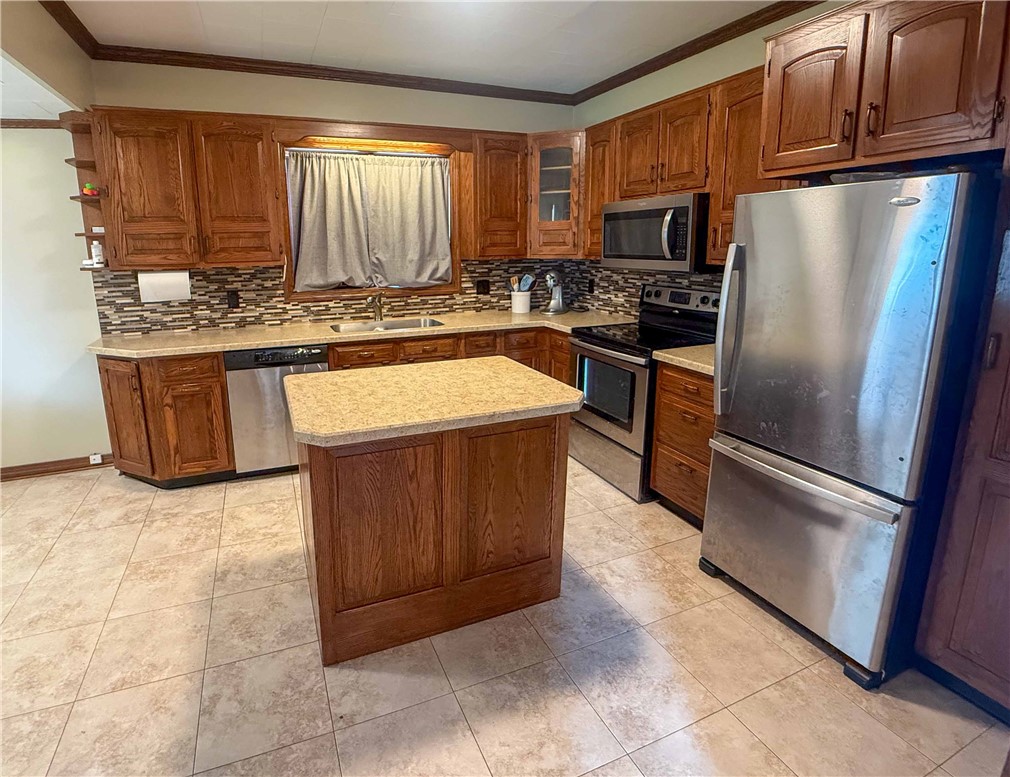 506 Webster Street Property Photo 10