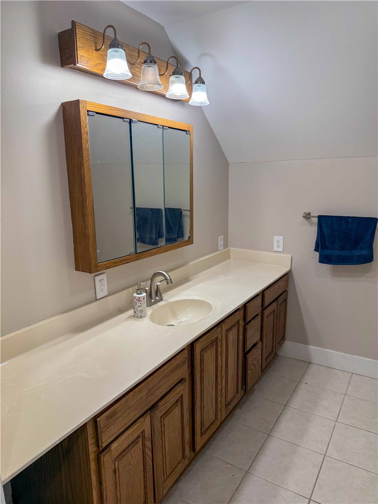 506 Webster Street Property Photo 14