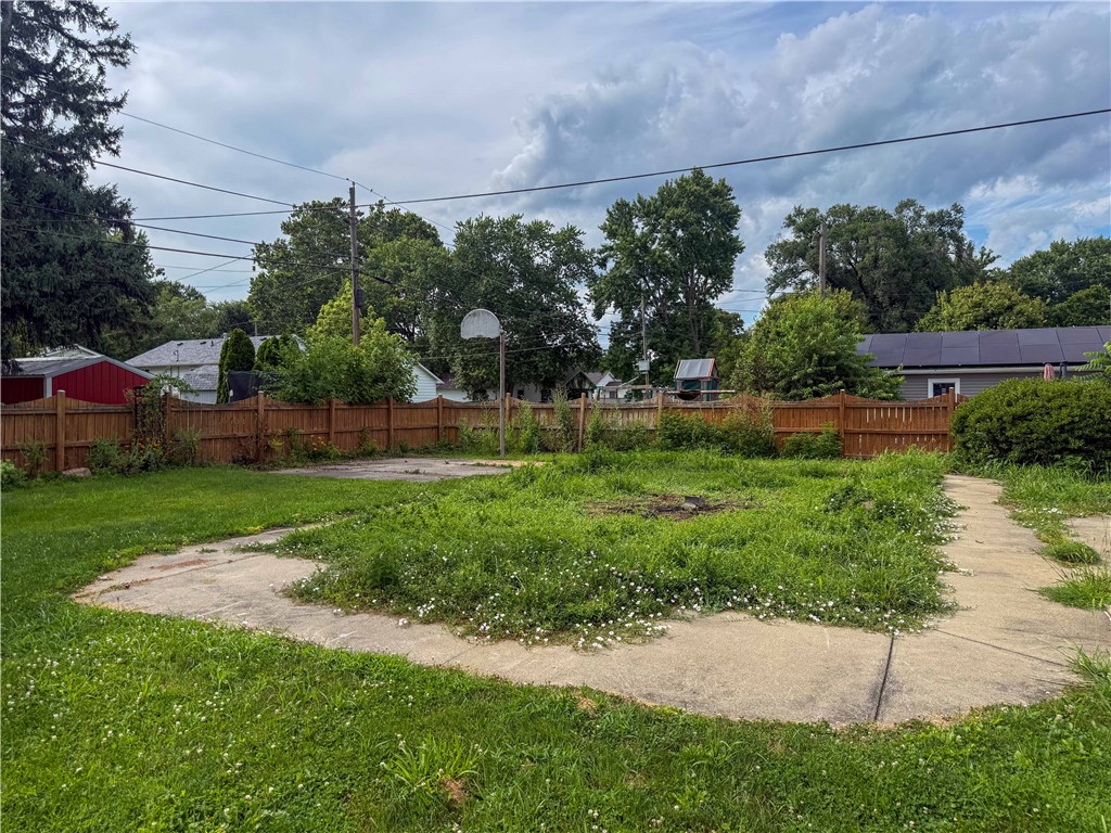 506 Webster Street Property Photo 37