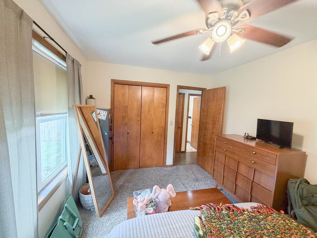 3822 Tuttle Street Property Photo 24
