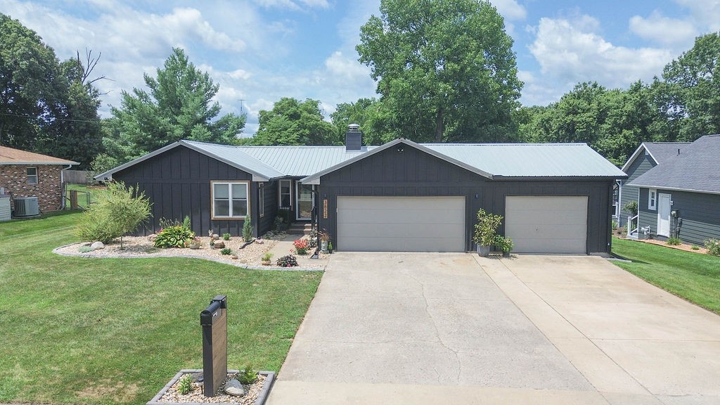 3822 Tuttle Street Property Photo 26