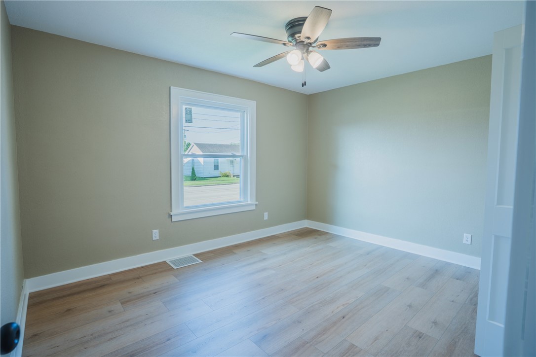 304 Saint Anthony Avenue Property Photo 24