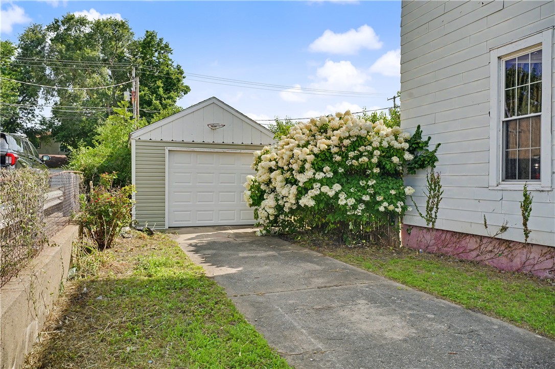 319 Main Street Property Photo 47
