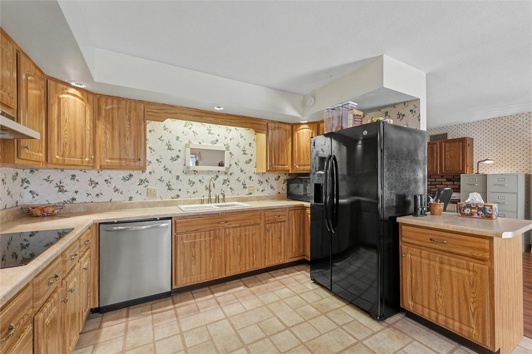 52 N County Road 3000 Property Photo 12