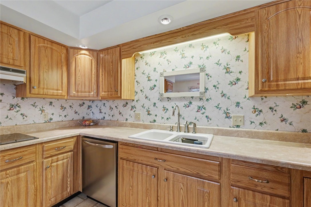 52 N County Road 3000 Property Photo 16