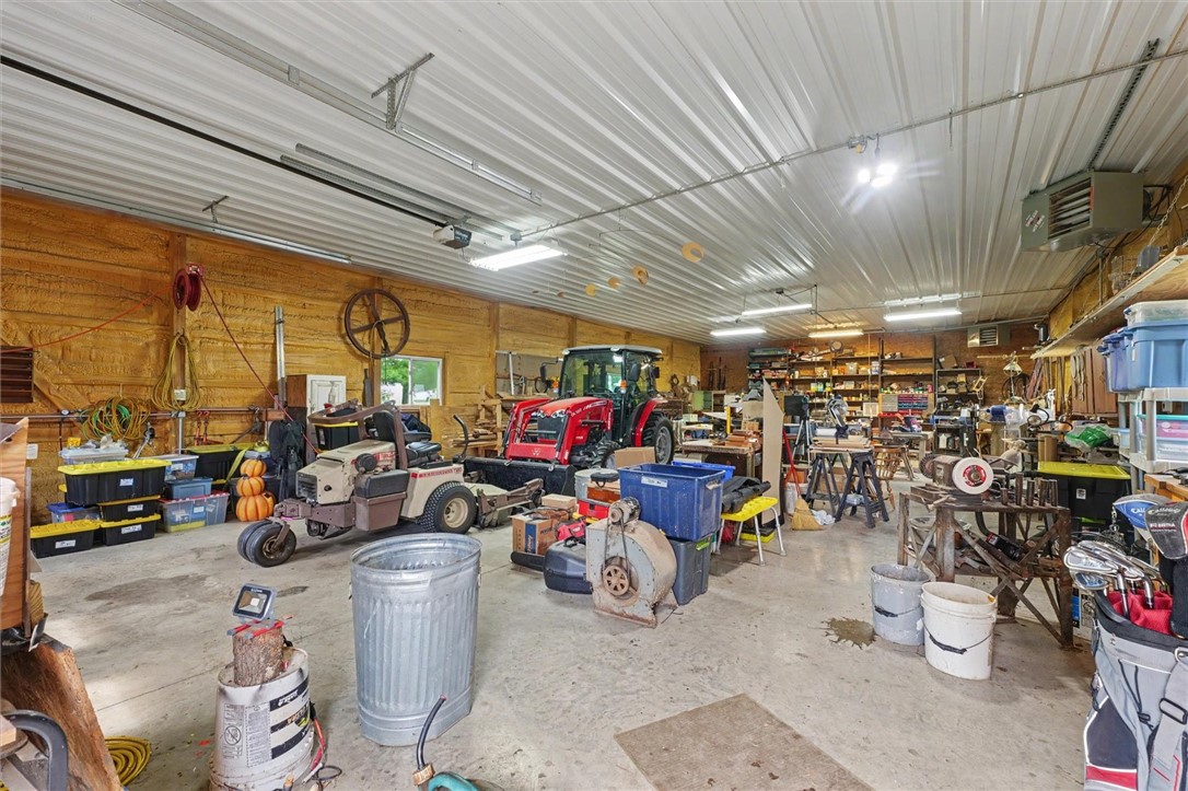 52 N County Road 3000 Property Photo 33