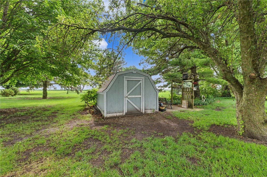 52 N County Road 3000 Property Photo 35