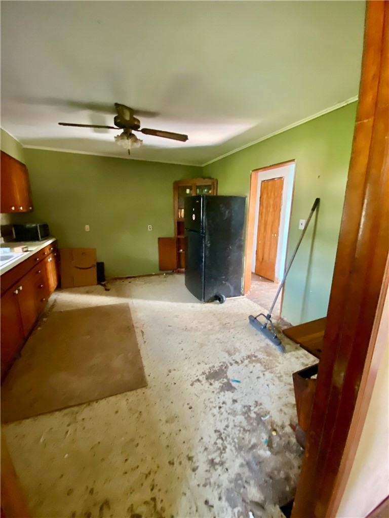 303 7th Street Property Photo 8