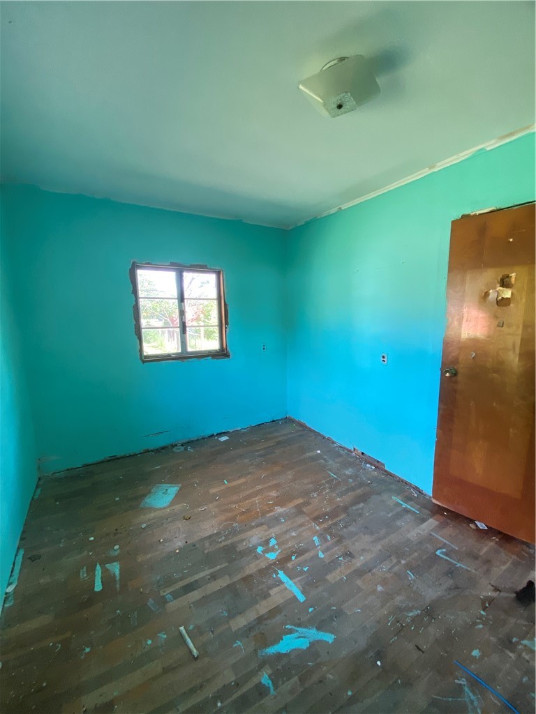303 7th Street Property Photo 13