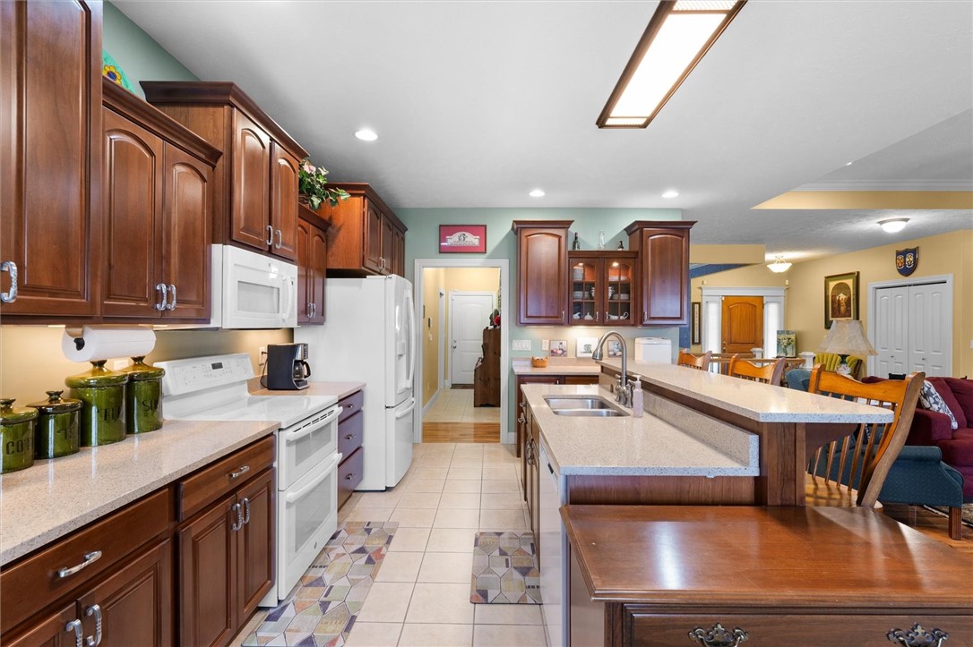 3805 Freedom Boulevard Property Photo 16