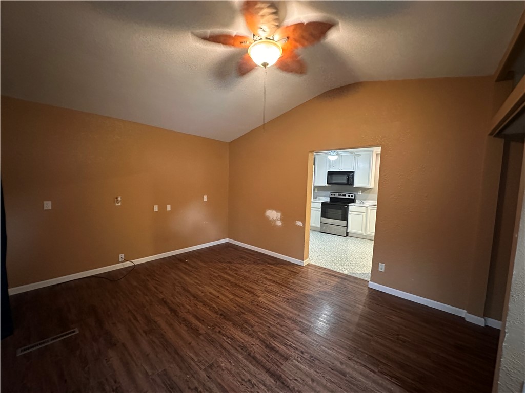 2 Beyers Avenue Property Photo 10