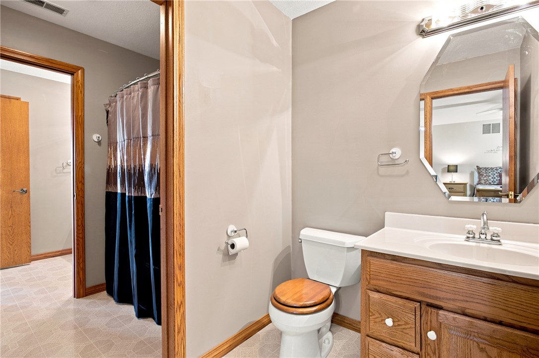 1002 Cr 1125n Property Photo 36