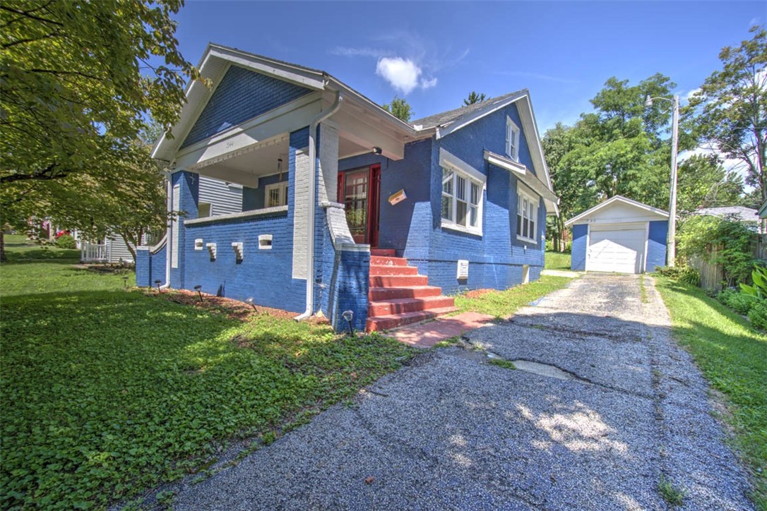 1344 W Sunset Avenue Property Photo 1