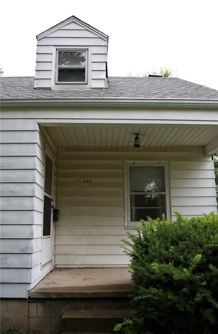 430 E Pierson Avenue Property Photo 3