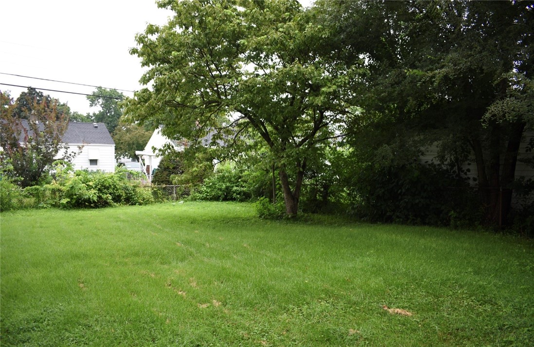 430 E Pierson Avenue Property Photo 6