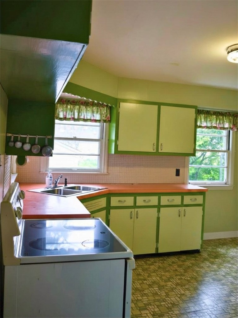 430 E Pierson Avenue Property Photo 7