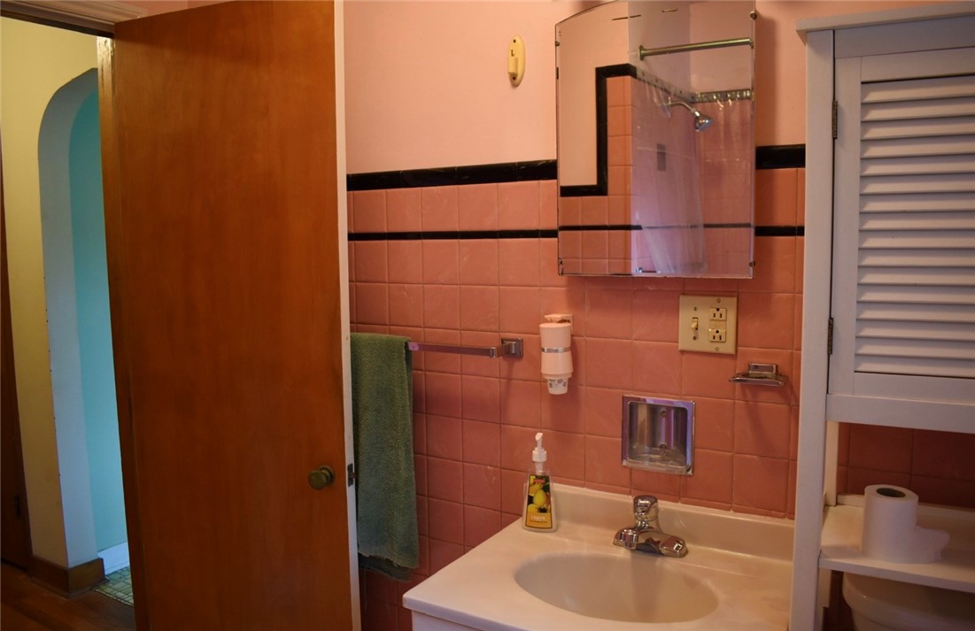 430 E Pierson Avenue Property Photo 10