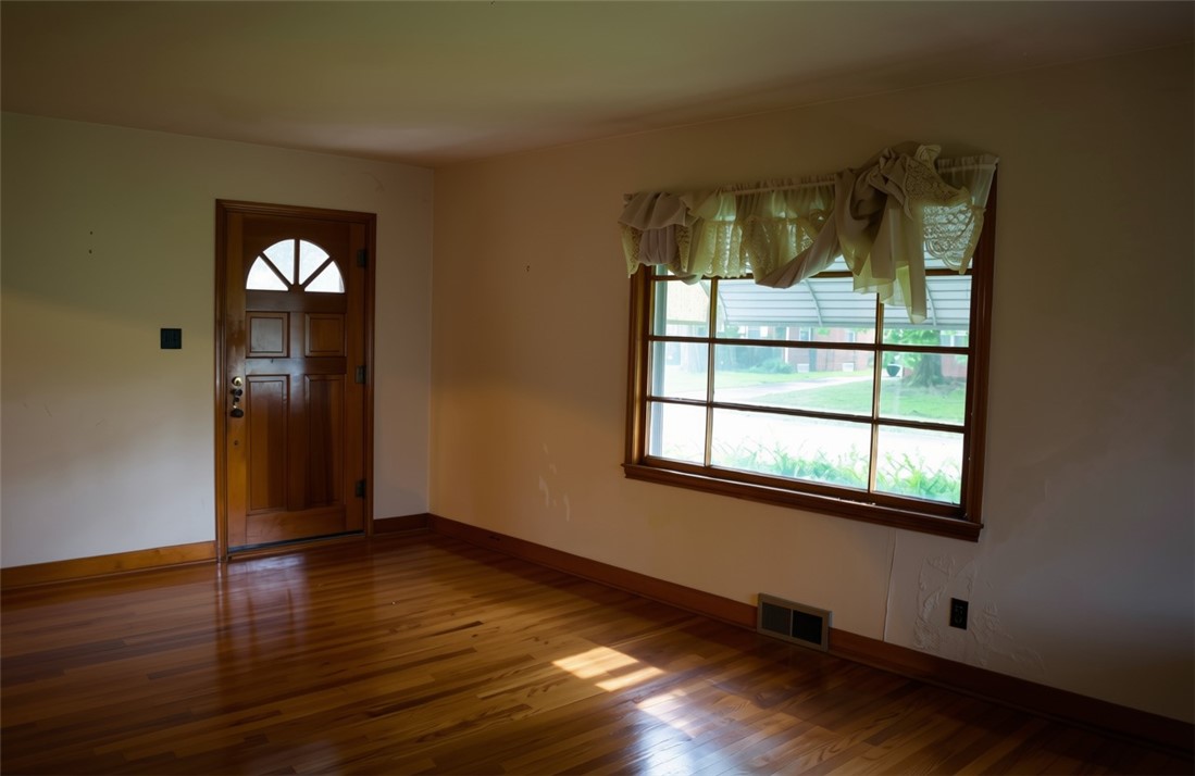 430 E Pierson Avenue Property Photo 15