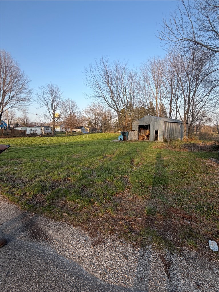 105 S Roosevelt Street Property Photo 9