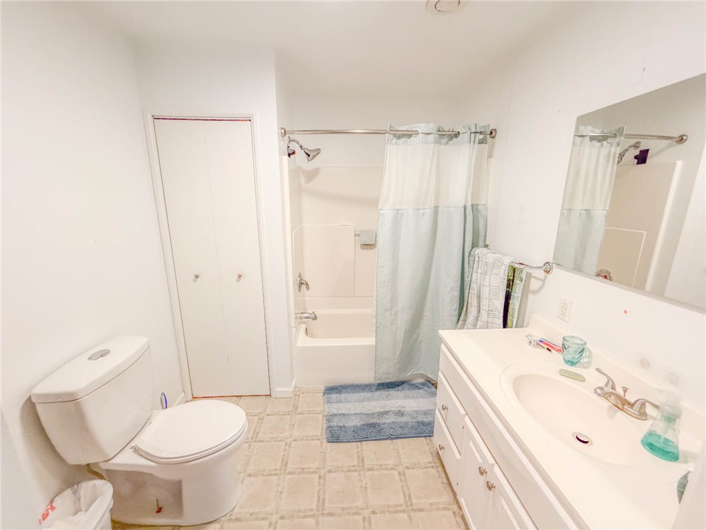 16904 3130 North Road Property Photo 14