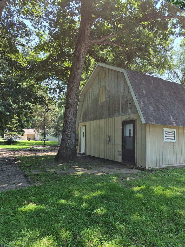16904 3130 North Road Property Photo 23