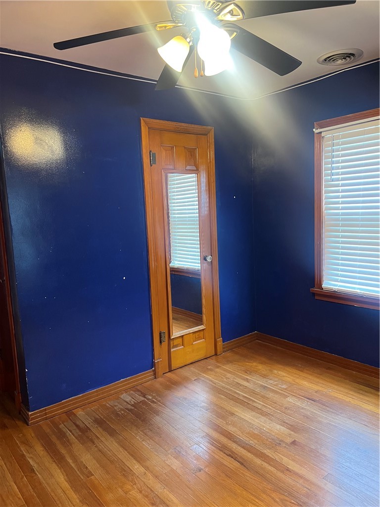 414 Sutherland Avenue Property Photo 8