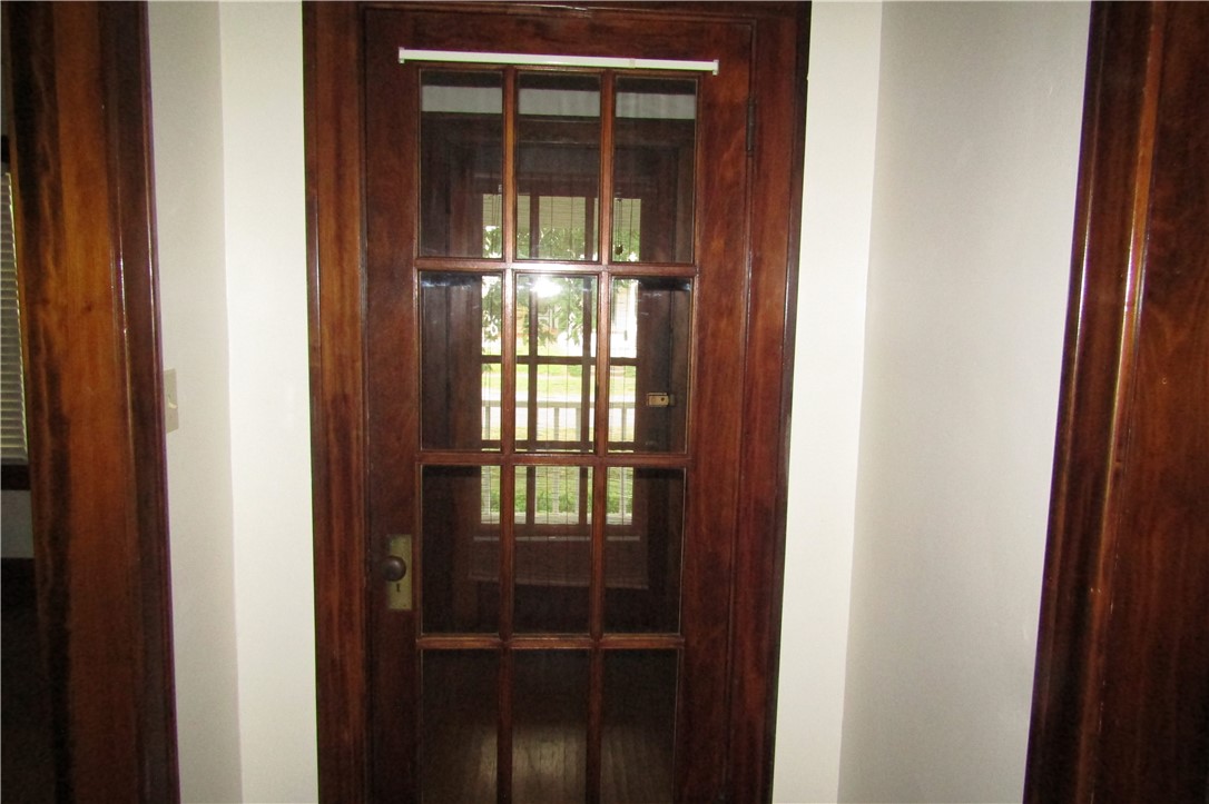 216 Maple Street Property Photo 4