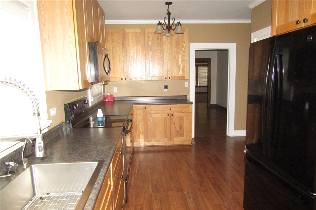 216 Maple Street Property Photo 6