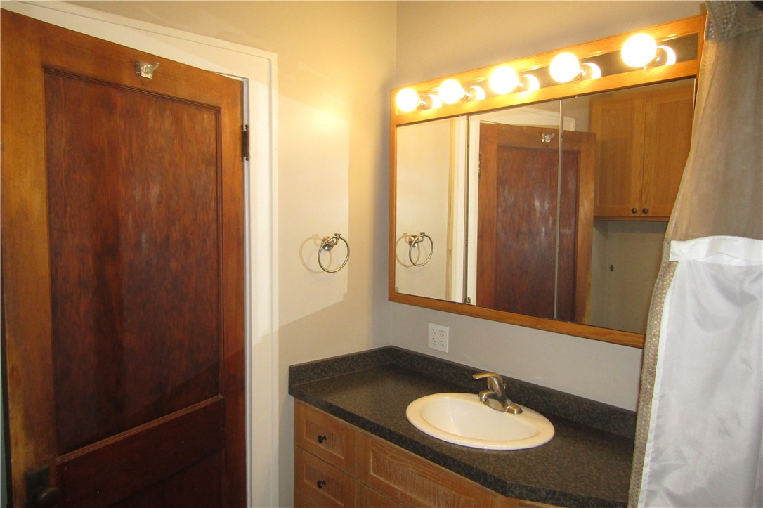 216 Maple Street Property Photo 9