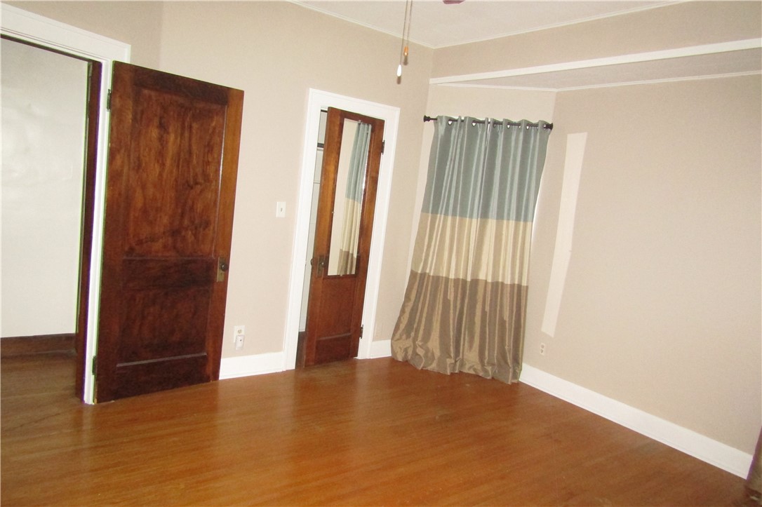 216 Maple Street Property Photo 10