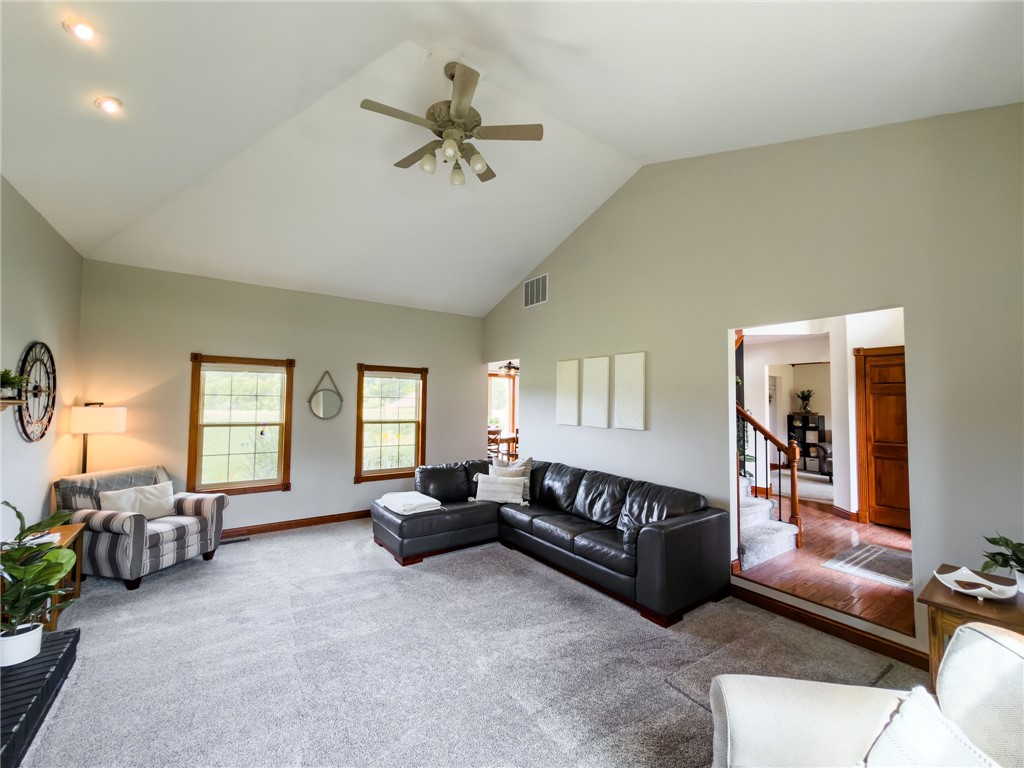 200 Tarble Road Property Photo 9