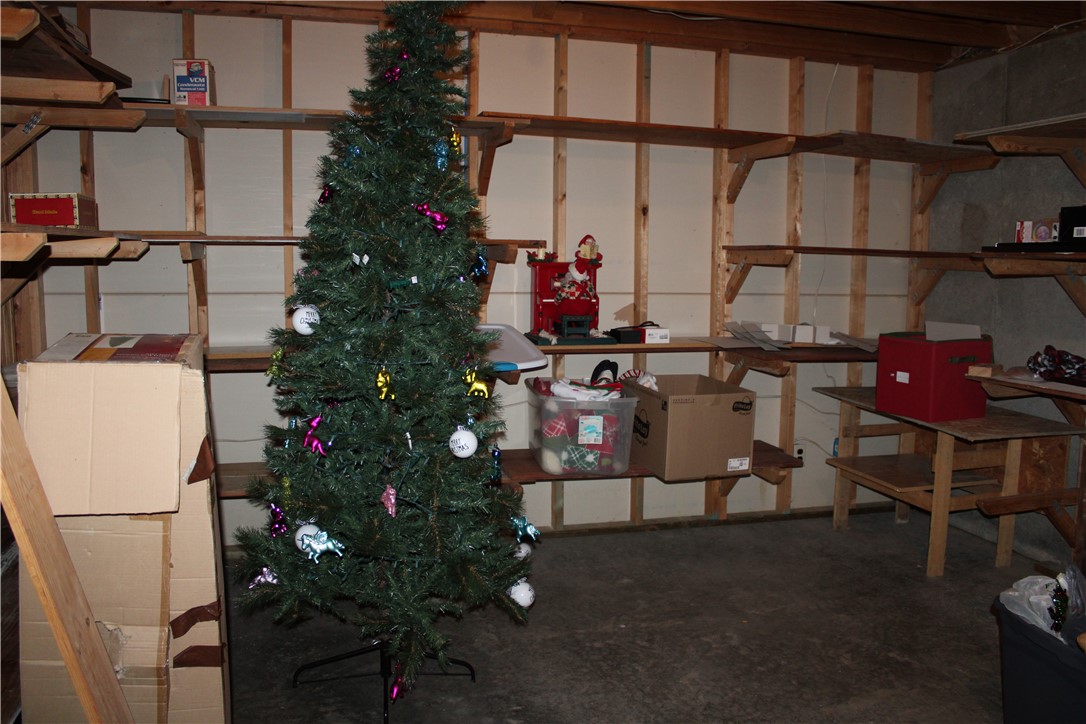 1795 E 1600 North Road Property Photo 29