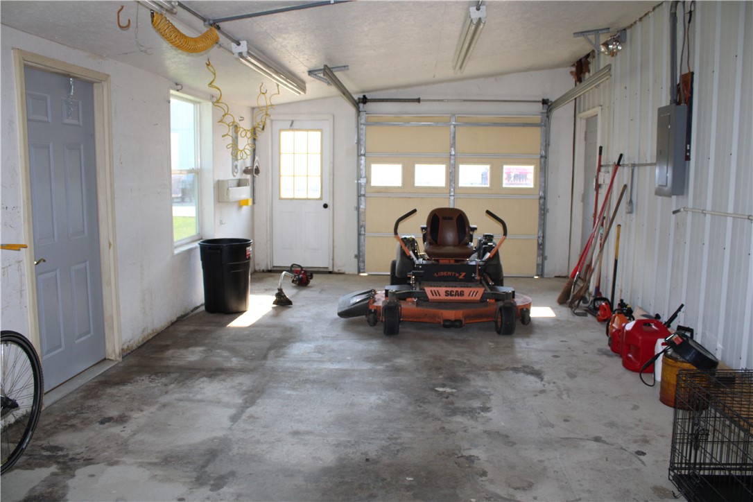 1795 E 1600 North Road Property Photo 32