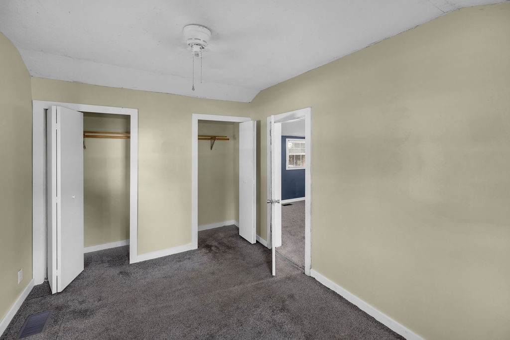185 N Birks Street Property Photo 12