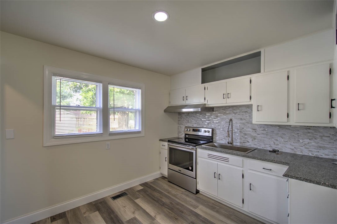 13 Crestview Drive Property Photo 11
