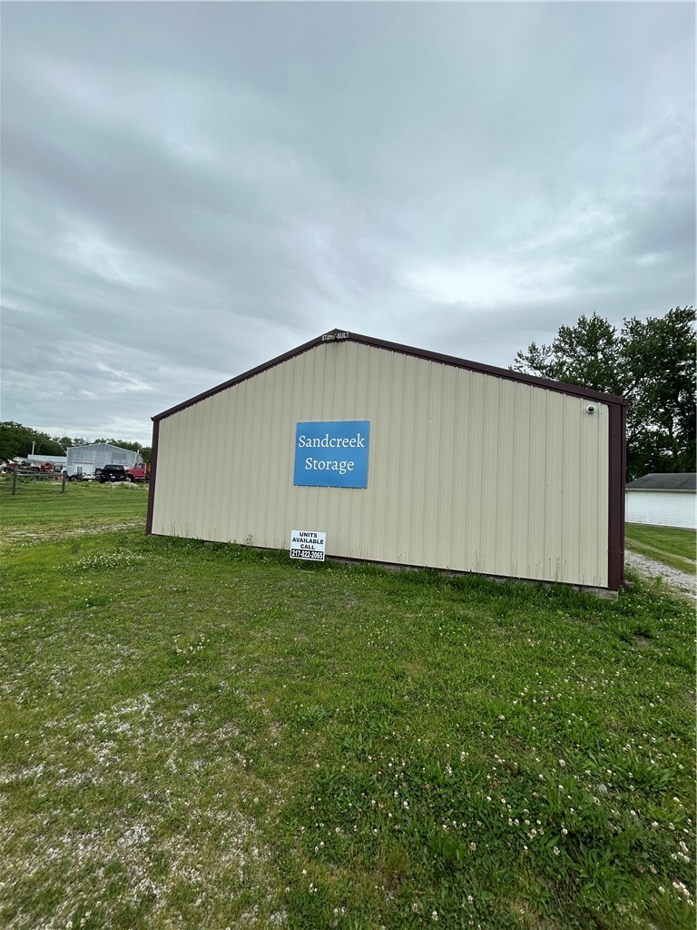 1400 S Main Street Property Photo 1