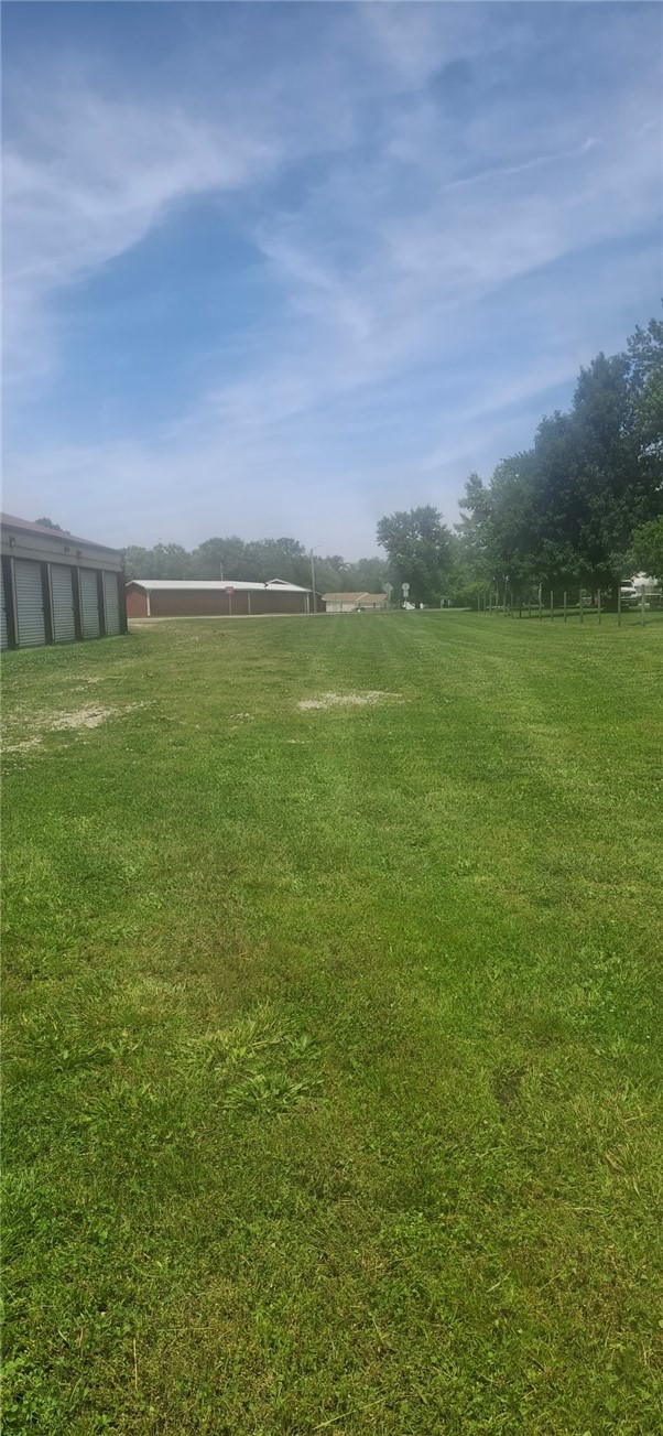 1400 S Main Street Property Photo 4