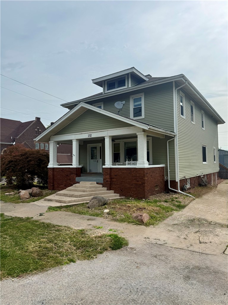 132 N Walnut Street Property Photo 1