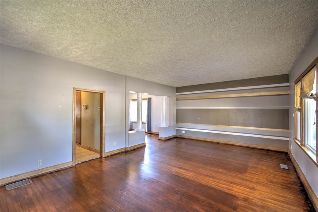 132 N Walnut Street Property Photo 11
