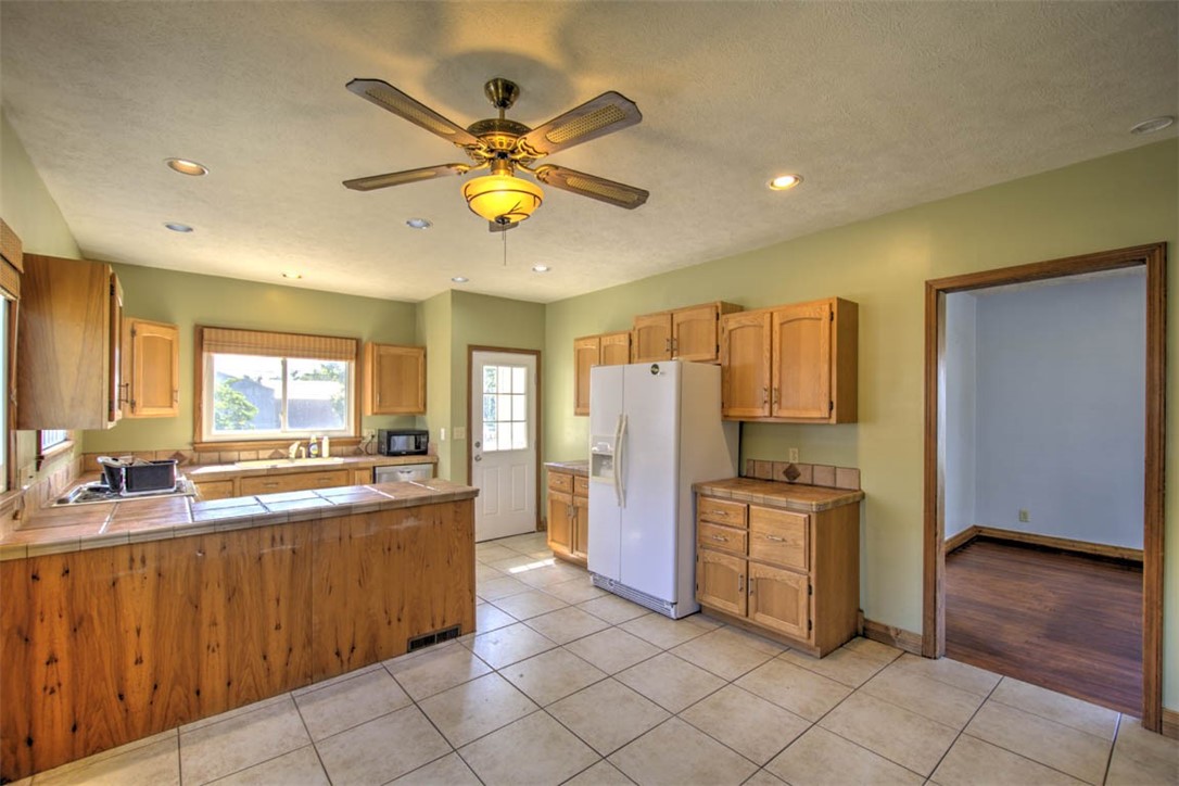 132 N Walnut Street Property Photo 18