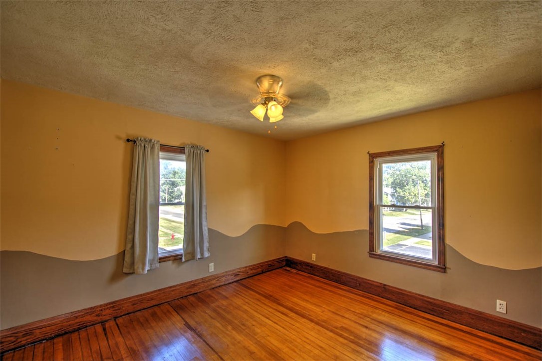 132 N Walnut Street Property Photo 26