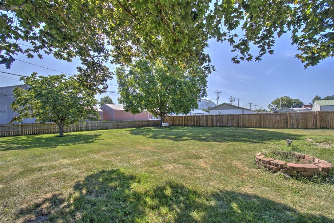 132 N Walnut Street Property Photo 38